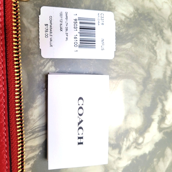 Coach wristlet hot pink color - Picture 6 of 6